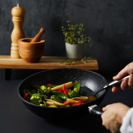 28cm stone wok with lid on dark surface showcasing non-stick finish - Baccarat