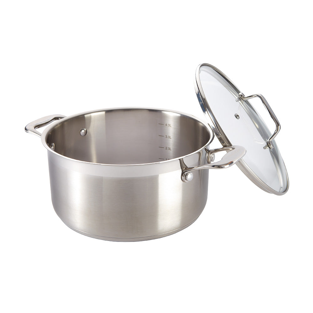 Elegant round casserole with lid in white ceramic perfect for cooking and serving - Baccarat