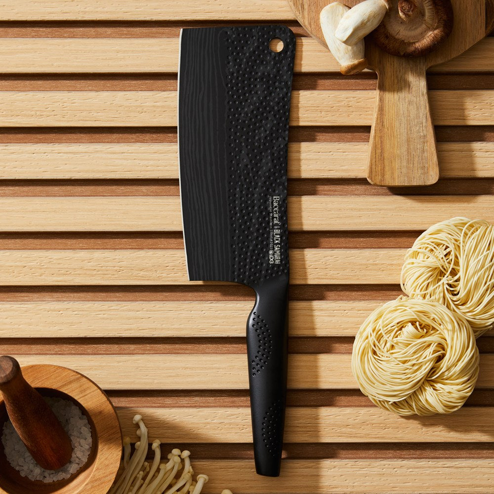 Sharp bread knife with a sleek black handle and black patterned blade - Baccarat ID3 Black Samurai