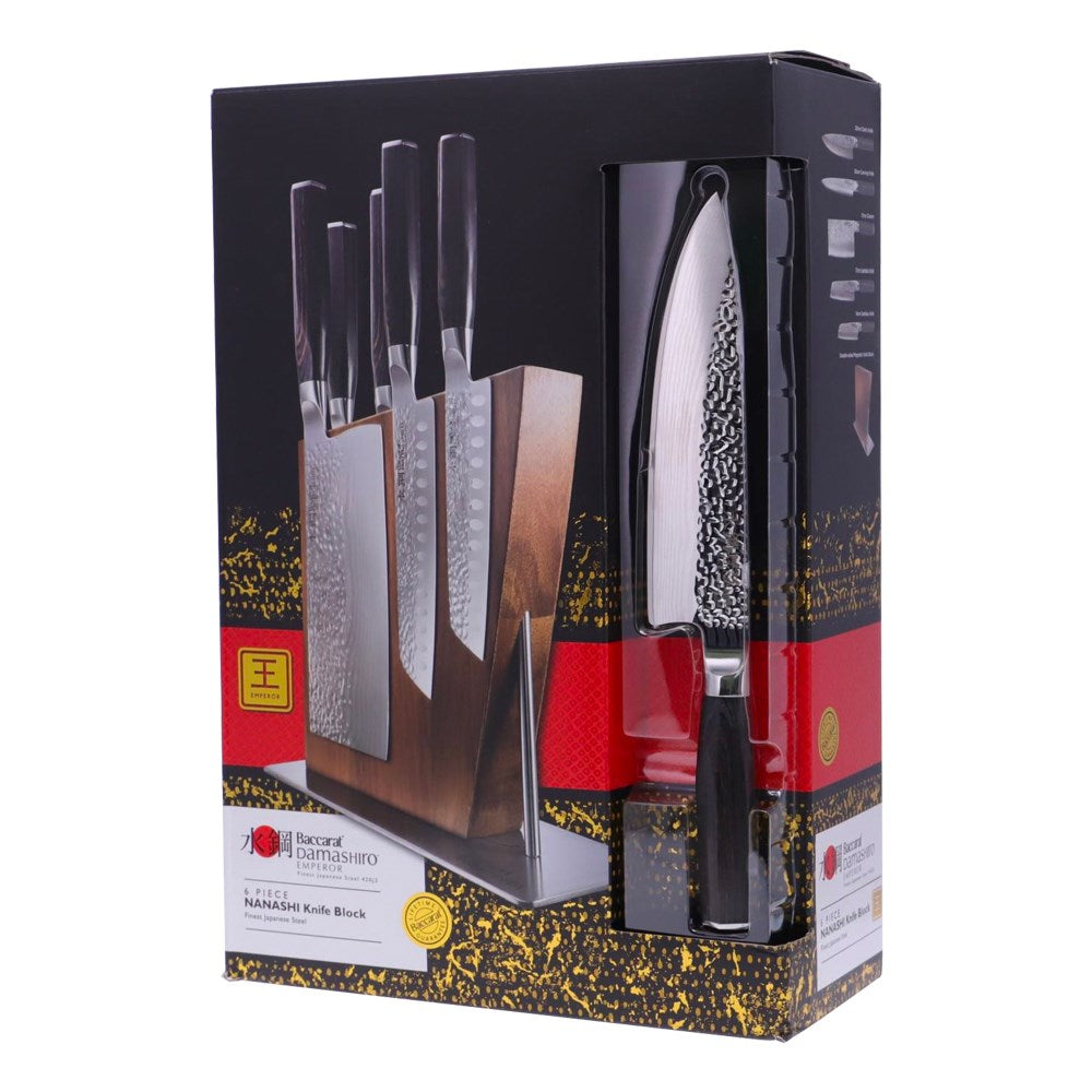 Person slicing ripe papaya on wooden board with knife block set - Baccarat damashiro emperor nanashi