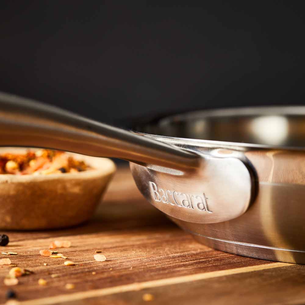 Scrambled eggs on toast with coffee frying pan in background ceramic saute pan 30cm - Le Connoisseur