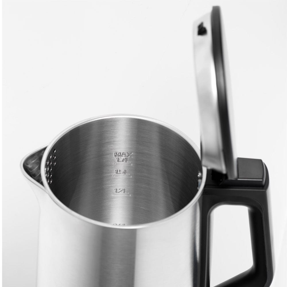 Stylish stainless steel kettle with precise temperature control and polished finish - Baccarat