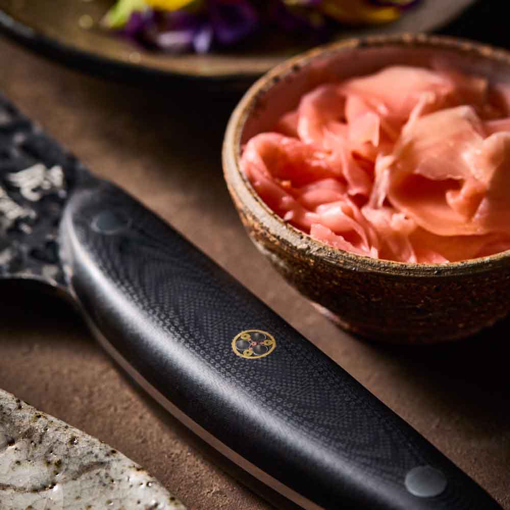  Baccarat KUROI KIBA Santoku Knife 14cm detail image of handle at Baccarat